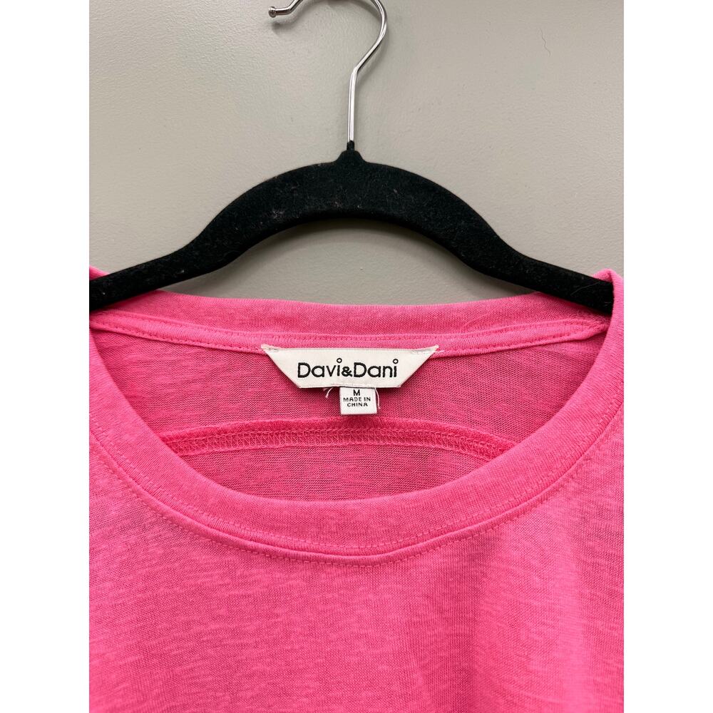 Davi & Dani Neon Pink Crochet Shoulder Boho Oversized Top Medium - Picture 3 of 4